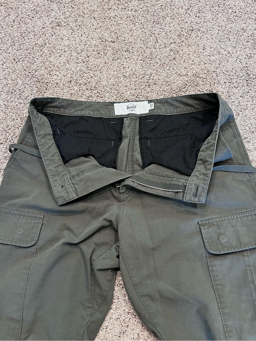 Herschel Supply Company Olive Green Cargo Pants Men’s 32 - Picture 8 of 16